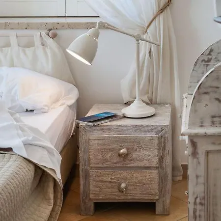 Three-Room Stella Marina Apartment